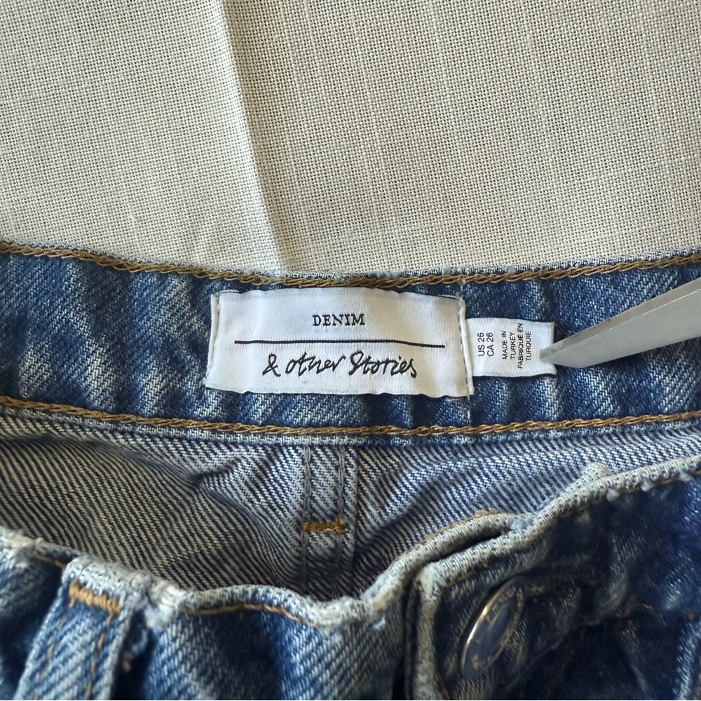 & Other Stories Dear Cut Wide Leg High Rise Blue Jeans Size 26 - Picture 9 of 11